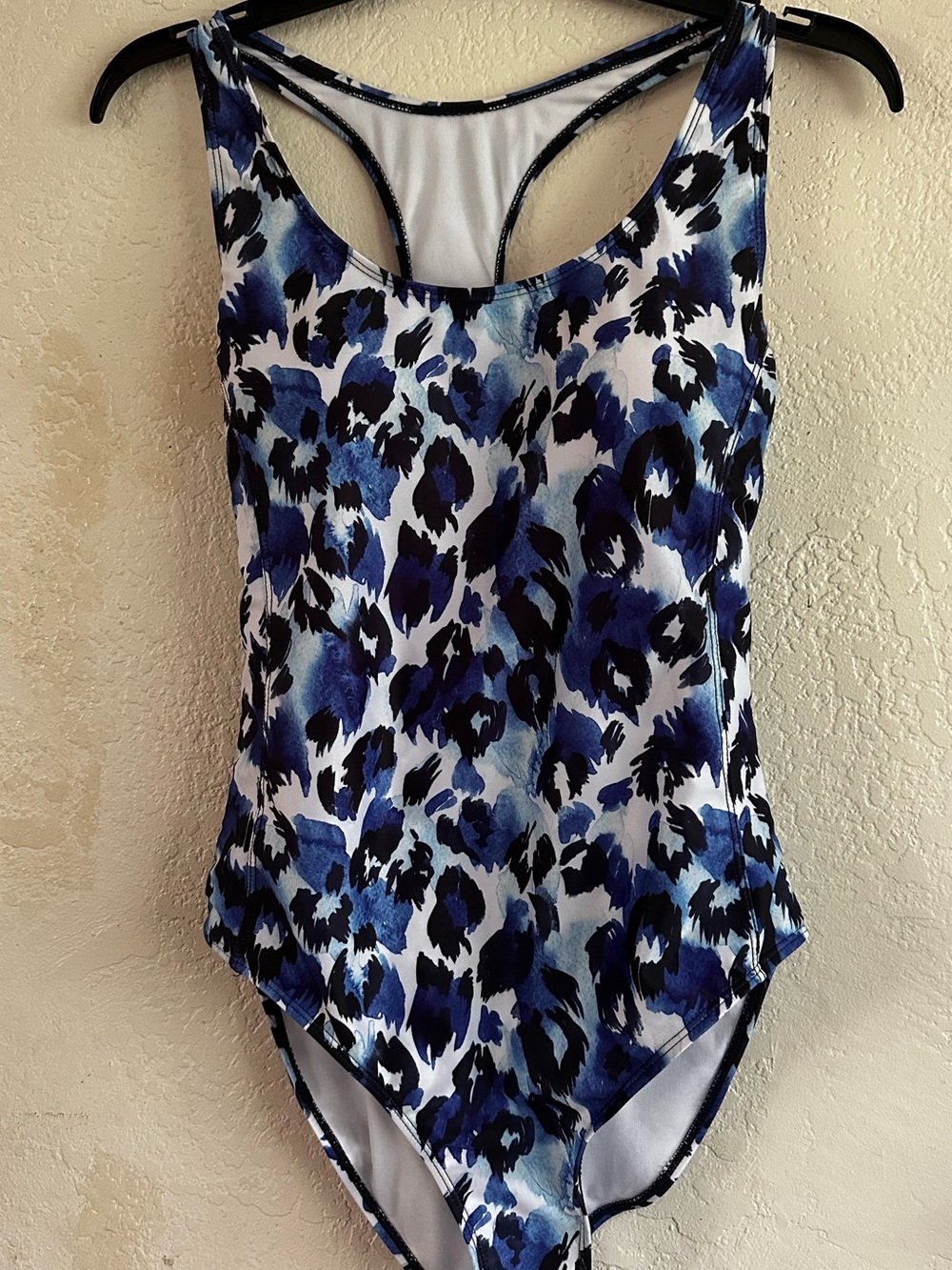 NWT Nichole Miller Women’s L One-piece Racer back Swimsuit Blue Cheetah Print